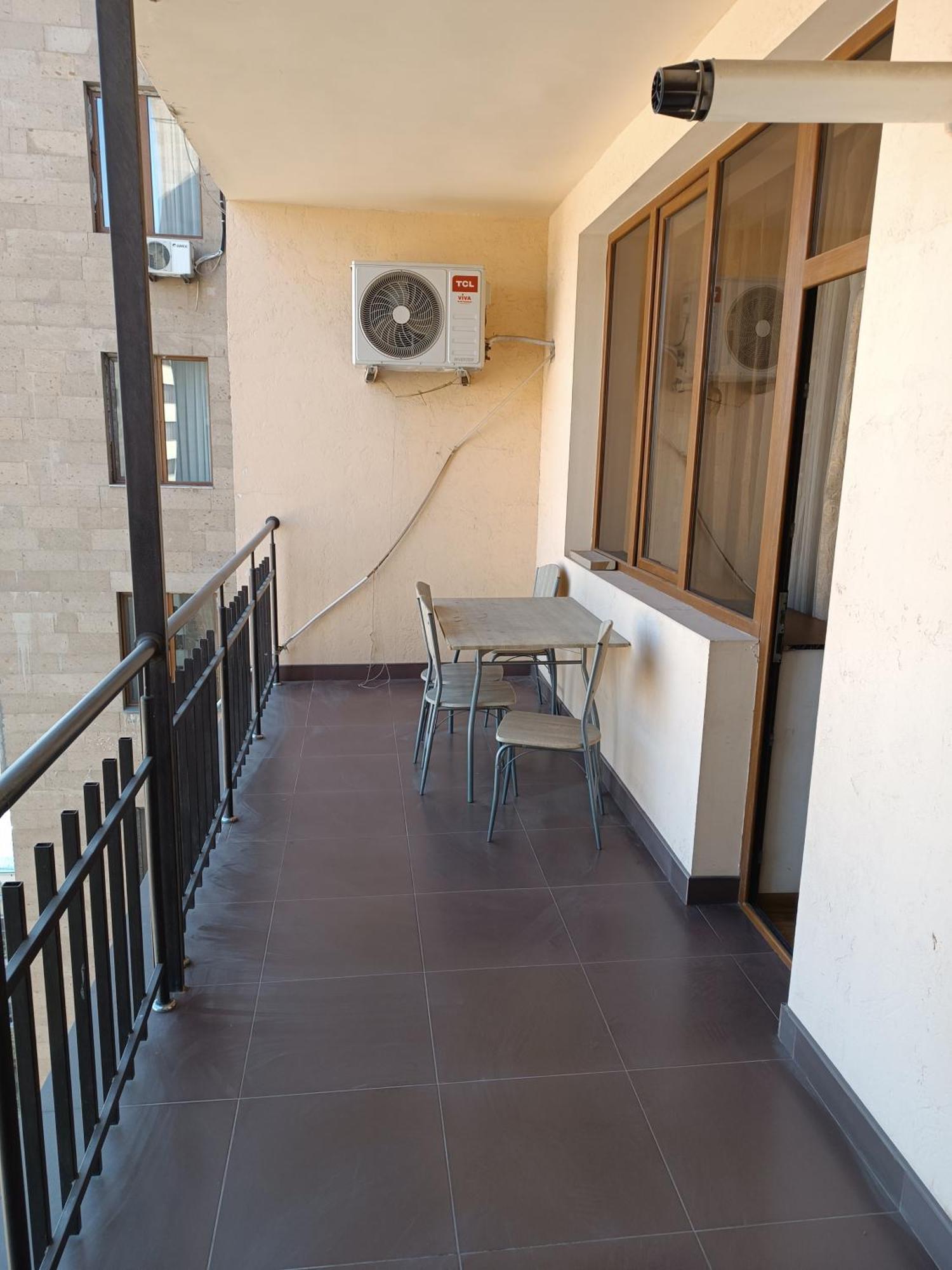 Rent Inn Yerevan On Arami Street Zewnętrze zdjęcie